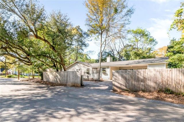 815 Mcneil Avenue, Mobile, AL 36609