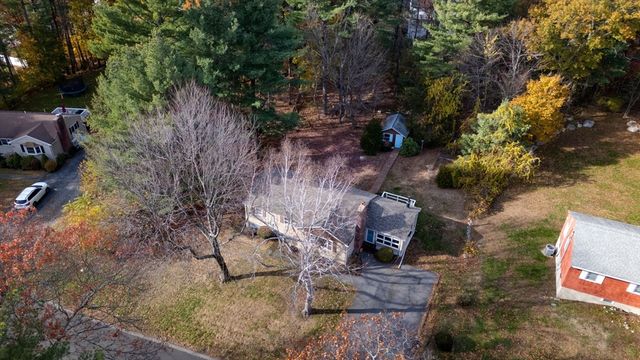 17 Evelyn St, Burlington, MA 01803