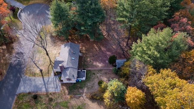 17 Evelyn St, Burlington, MA 01803