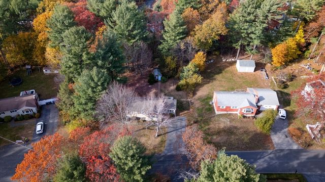 17 Evelyn St, Burlington, MA 01803