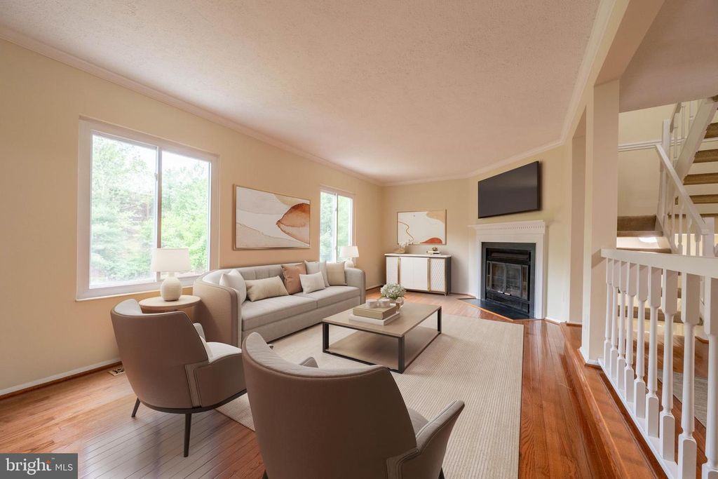 Image 12 of property listing at 7506 WEATHERBY DR, Rockville, MD 20855