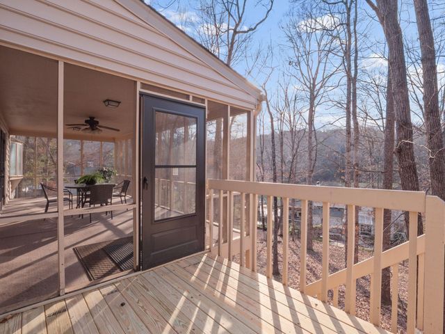 4867 Hunting Hills DR, Roanoke, VA 24018
