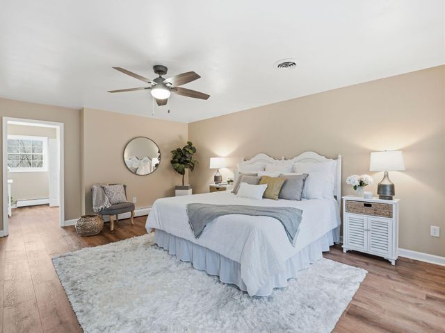 4867 Hunting Hills DR, Roanoke, VA 24018