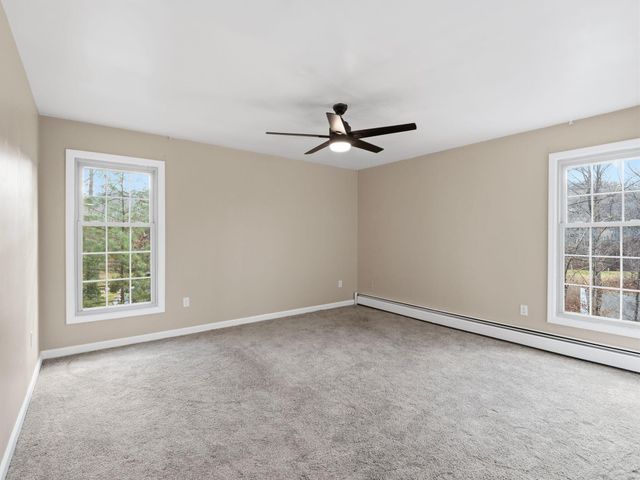 4867 Hunting Hills DR, Roanoke, VA 24018