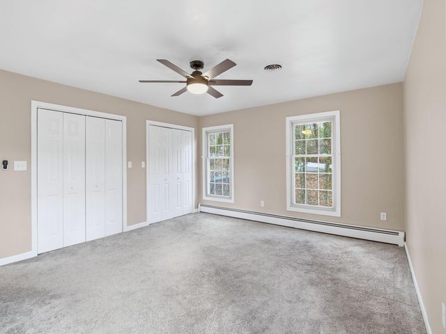 4867 Hunting Hills DR, Roanoke, VA 24018