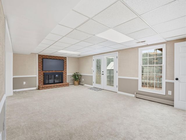 4867 Hunting Hills DR, Roanoke, VA 24018