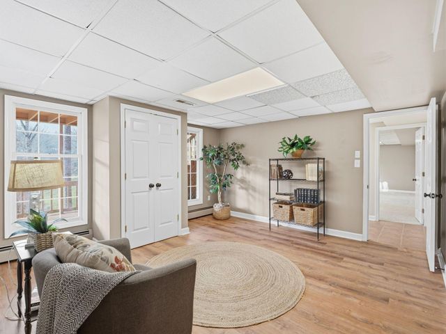 4867 Hunting Hills DR, Roanoke, VA 24018