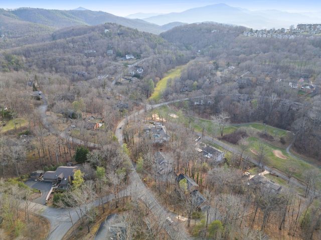 4867 Hunting Hills DR, Roanoke, VA 24018