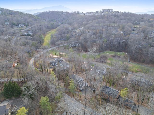 4867 Hunting Hills DR, Roanoke, VA 24018