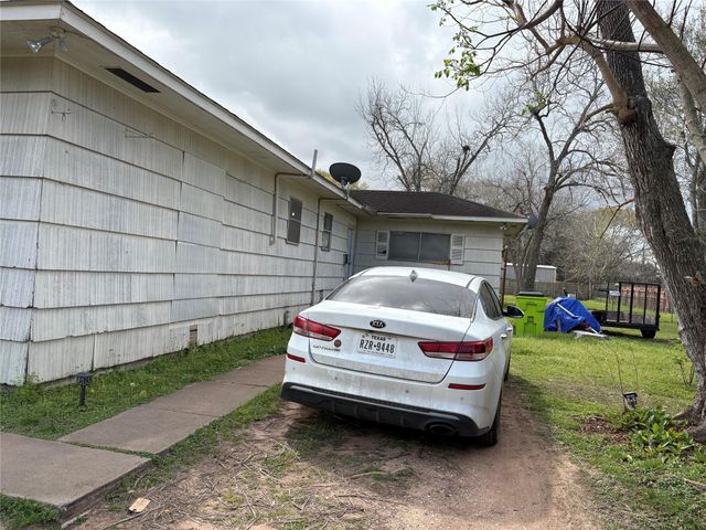 2508 4th Street, Rosenberg, TX 77471