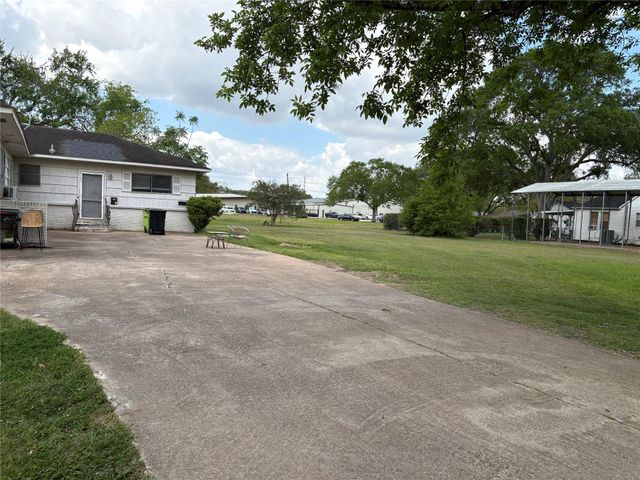 2508 4th Street, Rosenberg, TX 77471