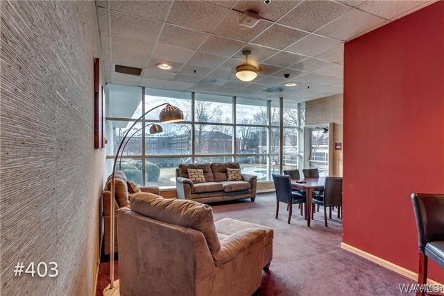 2209 9th 403, Tuscaloosa, AL 35401