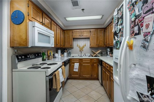 2209 9th 403, Tuscaloosa, AL 35401