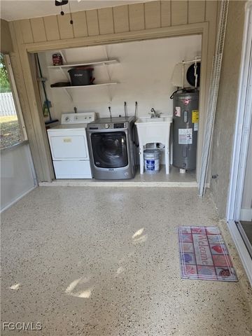 4638 Santa Barbara BLVD 1, Cape Coral, FL 33914