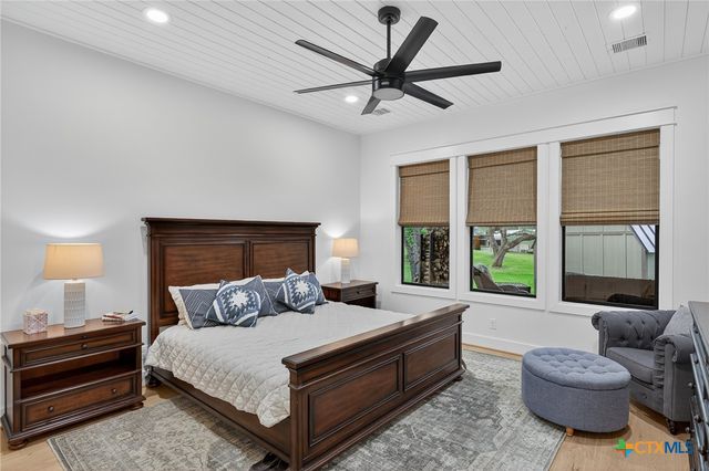 2001 Granite Cove Drive, Kingsland, TX 78639