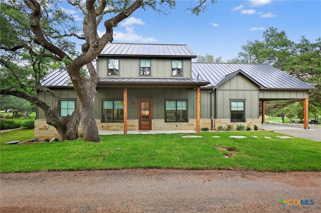 2001 Granite Cove Drive, Kingsland, TX 78639