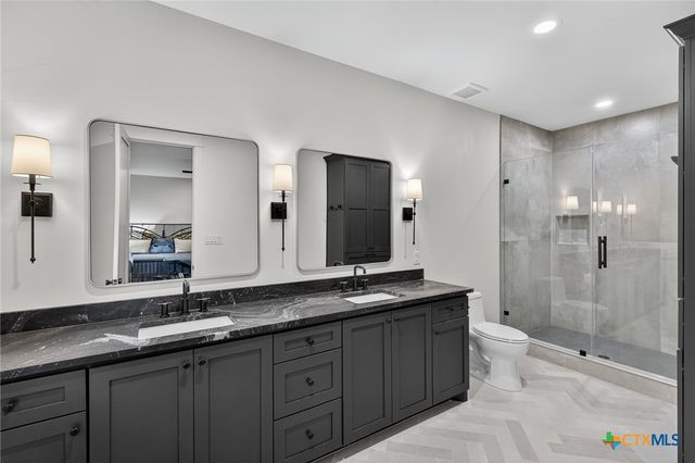 2001 Granite Cove Drive, Kingsland, TX 78639