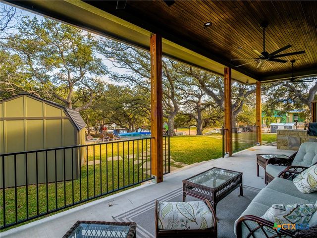 2001 Granite Cove Drive, Kingsland, TX 78639