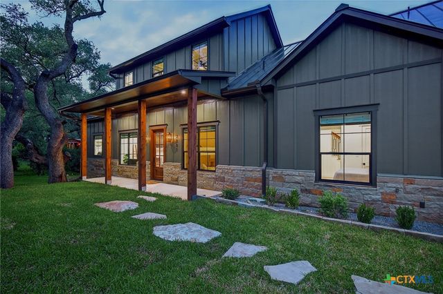 2001 Granite Cove Drive, Kingsland, TX 78639