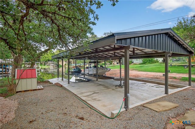 2001 Granite Cove Drive, Kingsland, TX 78639