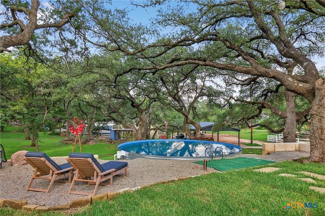 2001 Granite Cove Drive, Kingsland, TX 78639