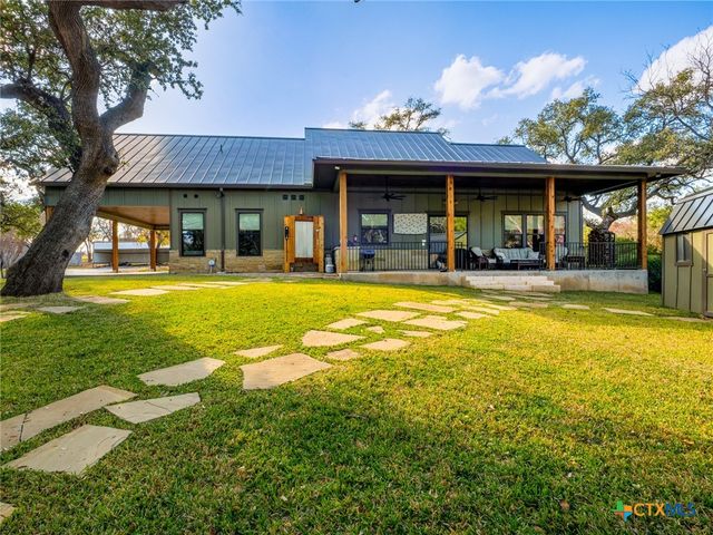 2001 Granite Cove Drive, Kingsland, TX 78639