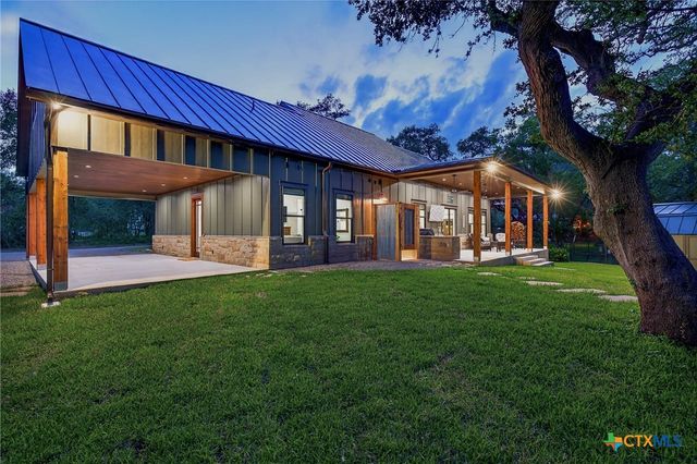 2001 Granite Cove Drive, Kingsland, TX 78639