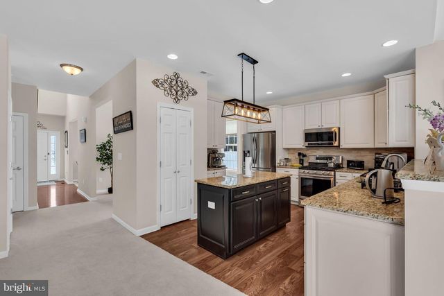 81A N LOCUST AVE, Marlton, NJ 08053