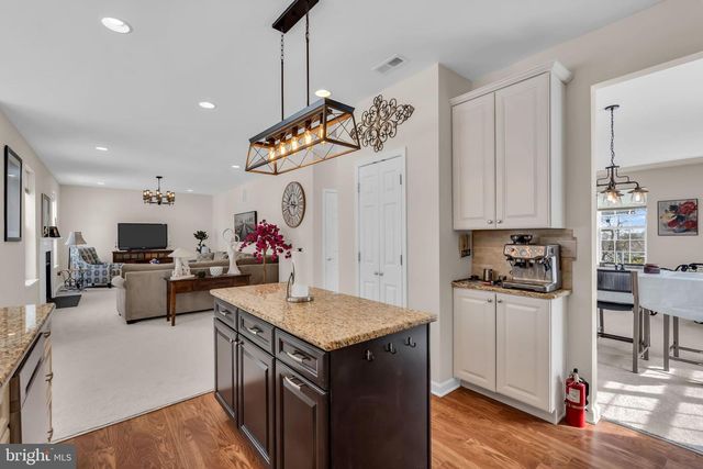 81A N LOCUST AVE, Marlton, NJ 08053