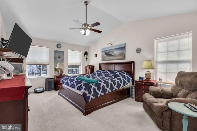 81A N LOCUST AVE, Marlton, NJ 08053