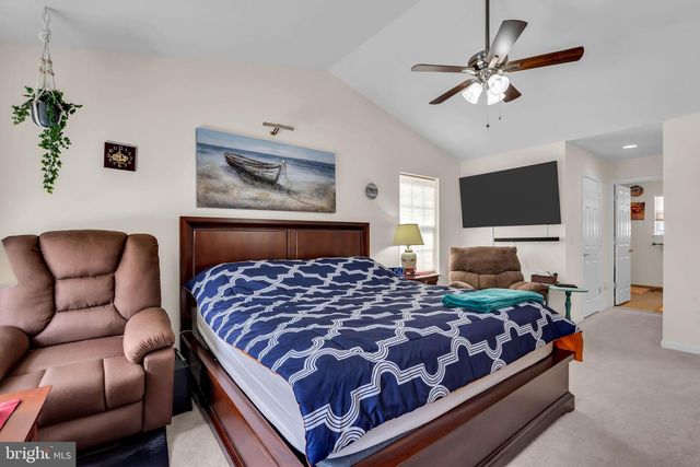 81A N LOCUST AVE, Marlton, NJ 08053