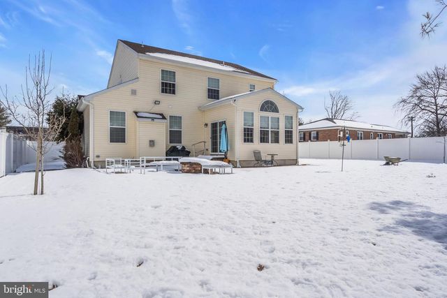 81A N LOCUST AVE, Marlton, NJ 08053