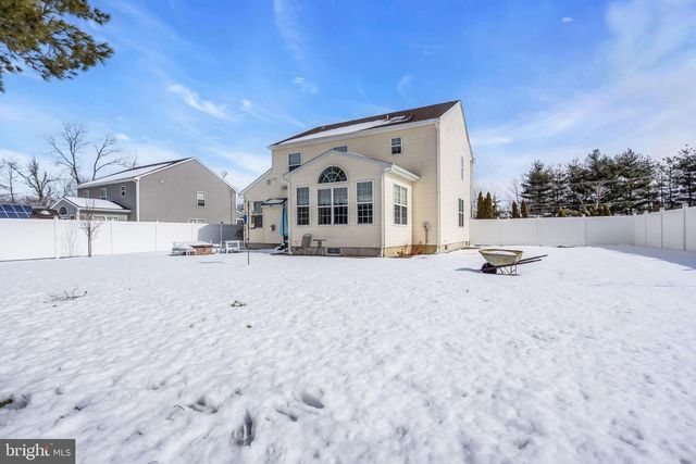 81A N LOCUST AVE, Marlton, NJ 08053