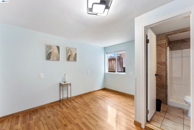 25 Regent St, San Francisco, CA 94112