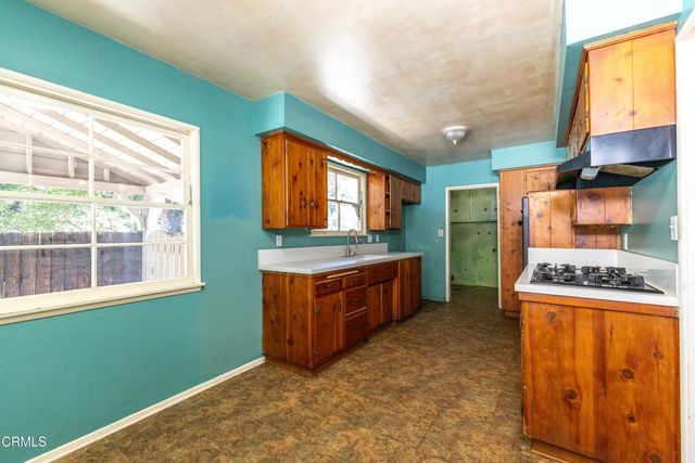 4618 Crown Avenue, La Canada Flintridge, CA 91011