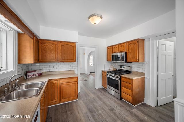 4226 Kingsbury Avenue, Toledo, OH 43612