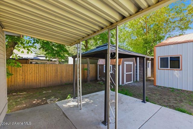 32487 N 2nd AVE, Spirit Lake, ID 83869
