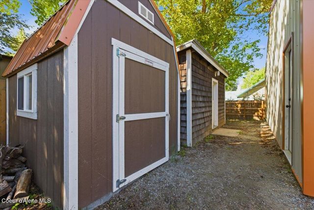 32487 N 2nd AVE, Spirit Lake, ID 83869