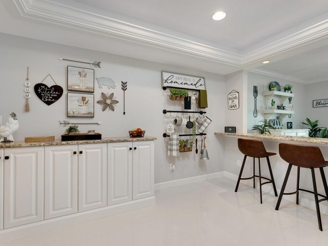 6994 W COUNTRY CLUB DRIVE N, Sarasota, FL 34243