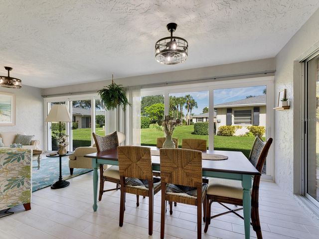 6994 W COUNTRY CLUB DRIVE N, Sarasota, FL 34243