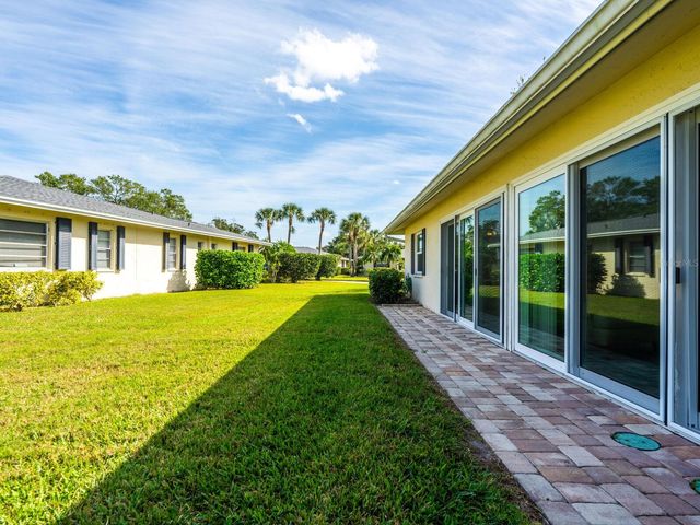 6994 W COUNTRY CLUB DRIVE N, Sarasota, FL 34243