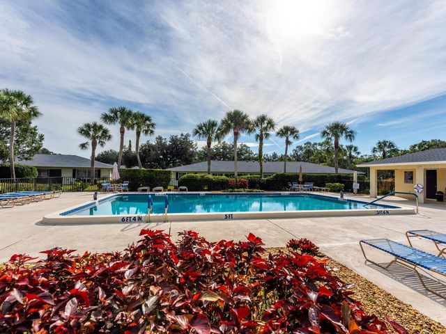 6994 W COUNTRY CLUB DRIVE N, Sarasota, FL 34243