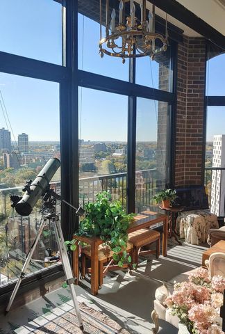 1235 Yale Place 1701, Minneapolis, MN 55403