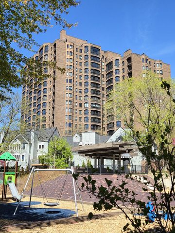 1235 Yale Place 1701, Minneapolis, MN 55403