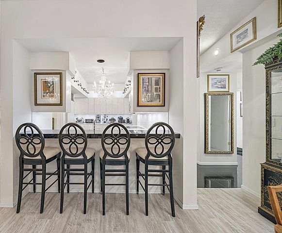 1235 Yale Place 1701, Minneapolis, MN 55403
