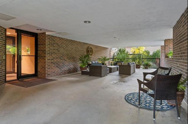 1235 Yale Place 1701, Minneapolis, MN 55403