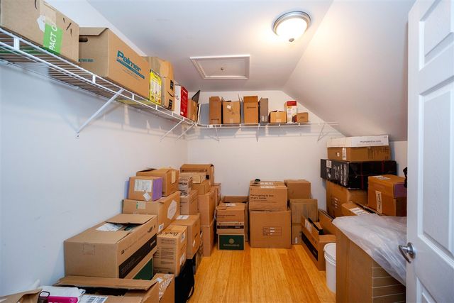 560 Little Lake Drive 23, Ann Arbor, MI 48103