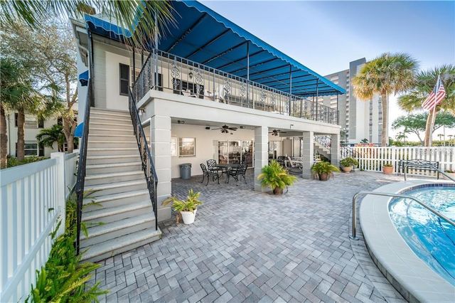 6990 PLACE DE LA PAIX 2B, South Pasadena, FL 33707