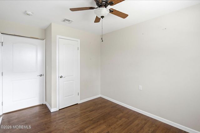 30 Parisian Drive, Toms River, NJ 08753