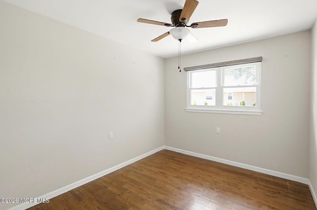 30 Parisian Drive, Toms River, NJ 08753